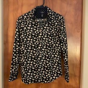 Button up, business casual shirt